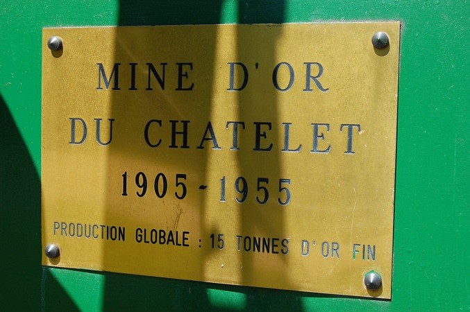 3379  UTF-8.jpg