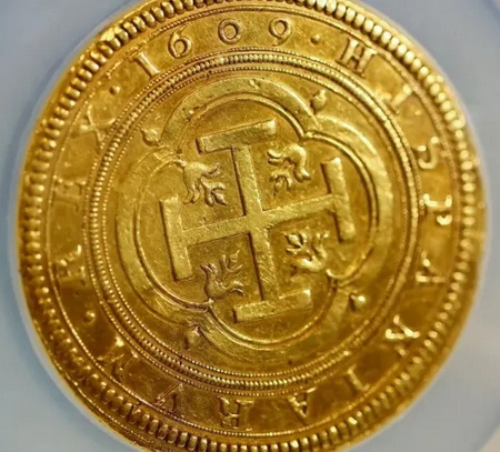 moeda-de-ouro-cunhada-em-1609-para-o-rei-filipe-3-da-espanha.jpg
